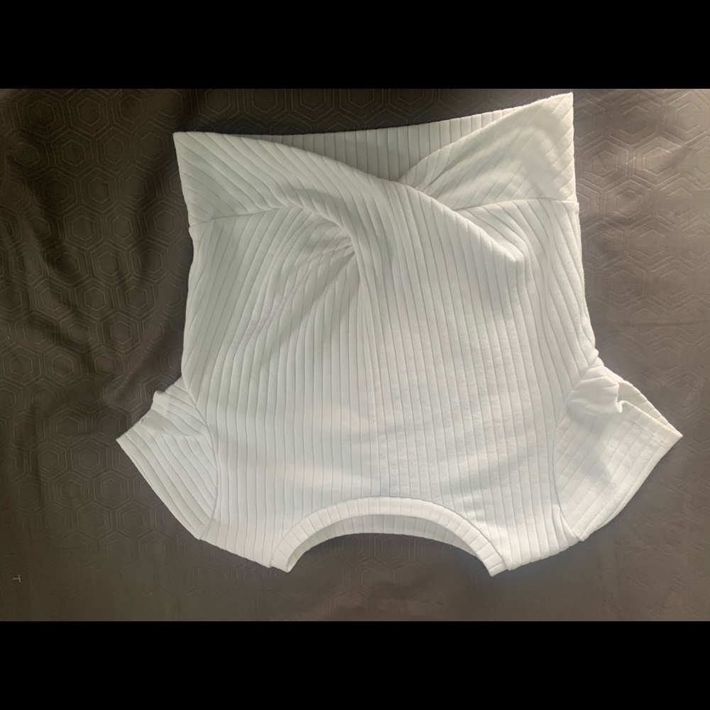 white ribbed crop top
